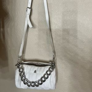 Steve Madden White Crossbody purse